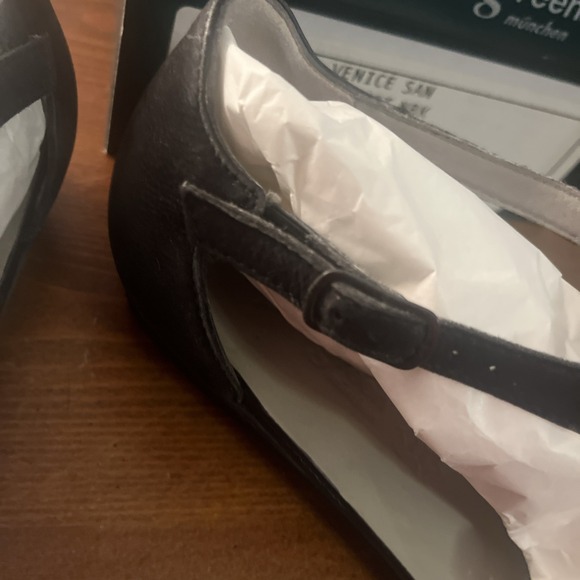 PAUL GREEN Venice San Black Soft‎ Womens Buckle Sandal 7 1/2 - Picture 7 of 7